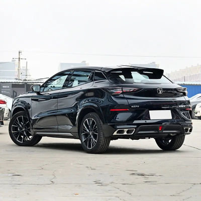 판매 트레이드 창은 다중 링크 독립식 서스펜션과 함께 유니-T 중고차를 선보인다