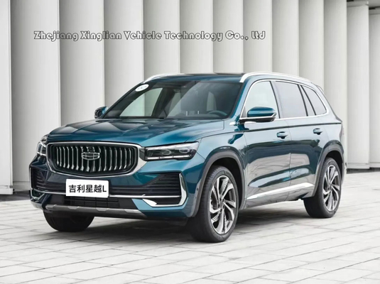 닫힌 카리저형 지일리 엑싱유 L 뛰어난 성능의 강력한 4WD SUV