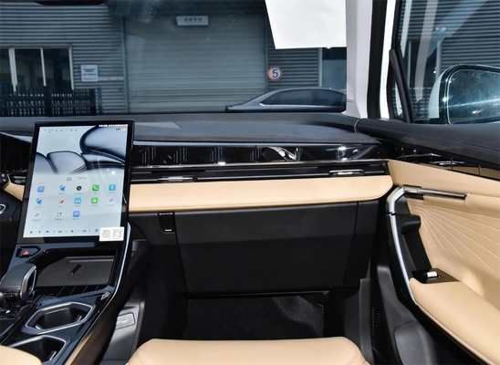 사용 기간 ≤1년 지일리 보이우 L 에너지 차량 자동차 가솔린 SUV 도로 조건