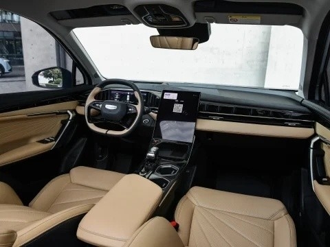 사용 기간 ≤1년 지일리 보이우 L 에너지 차량 자동차 가솔린 SUV 도로 조건