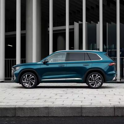 지일리 엑싱유 L 2.0t 자동 기어박스 몬자로 하이브리드 2024 4WD 플래그십 2.0 사용 2.0t