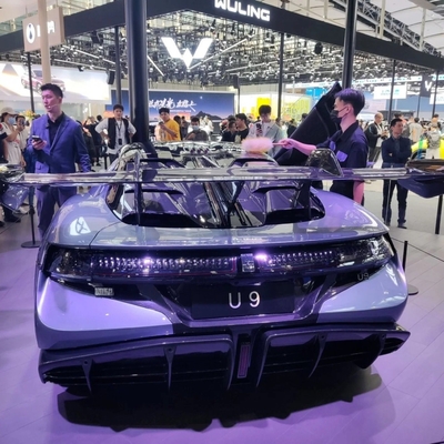 Byd Yang Wang U9 EV 슈퍼카 전면 디스크 후면 디스크 브레이크 시스템 순수 전기 자동차