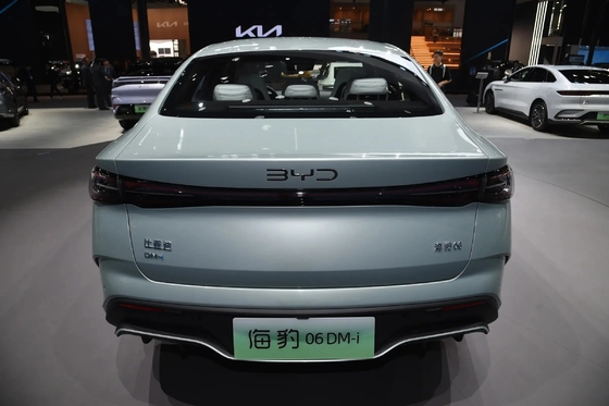 플러그인 하이브리드 전기 자동차 2024 Byd Seal 06 Dm-I 4도어 5석 세단 2100 Km 마일리지