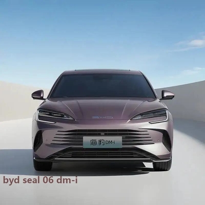 80km 새로 출시된 2024 Byd 세일 06 Dm-I 에너지 차량 타이어 사이즈 225/50 R18 좌석 5
