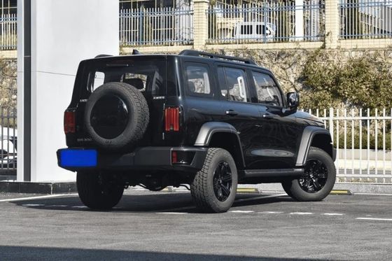 그레이트 월 모터 탱크 300 2024 2.0t 컨커어 가솔린 자동차 1967 배량