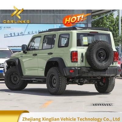 2024 모델 탱크 300 4WD 도시 SUV 원격 조종과 1000-1600cc 배량