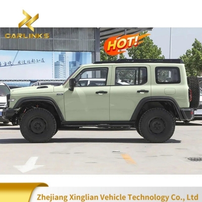 2024 모델 탱크 300 4WD 도시 SUV 원격 조종과 1000-1600cc 배량