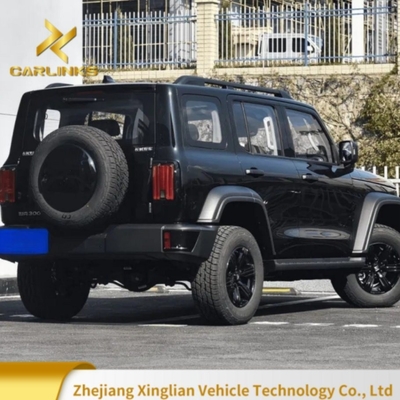 2024 모델 탱크 300 4WD 도시 SUV 원격 조종과 1000-1600cc 배량
