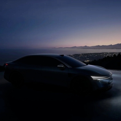 전압 72V 지일리 지크 007 2024 2023 년 EV Awd 100kw 후방 드라이브 75kwh 전기 자동차