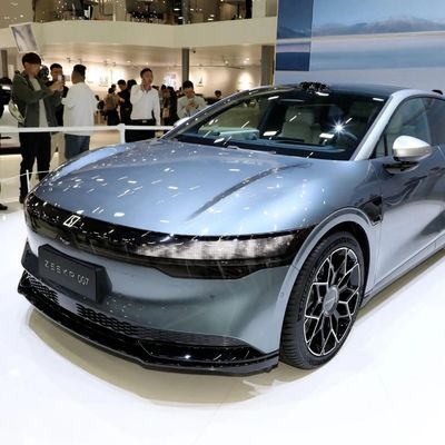 2024 자동차 듀얼 모터 EV 자동차 지일리 지크 007 멀티 링크 독립식 서스펜션 BEV