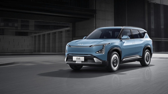 순수 전기 SUV KIA EV5 8 초음파 레이더 0.45h 빠른 충전