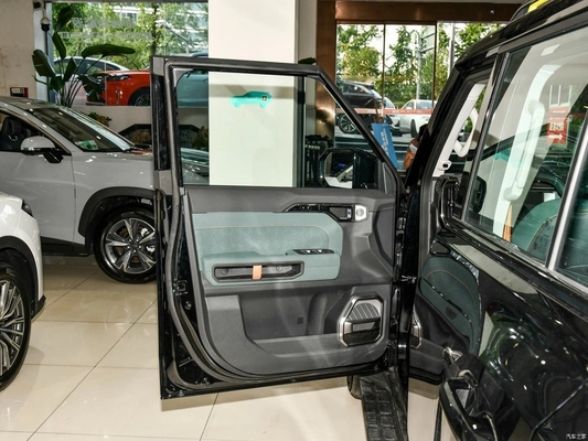체리 지투 트래블러 2023 크로싱 PRO Awd 2.0t 254PS L4 5도어 5석 SUV 후면 디프록