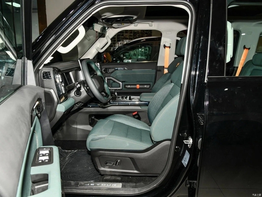 체리 지투 트래블러 2023 크로싱 PRO Awd 2.0t 254PS L4 5도어 5석 SUV 후면 디프록